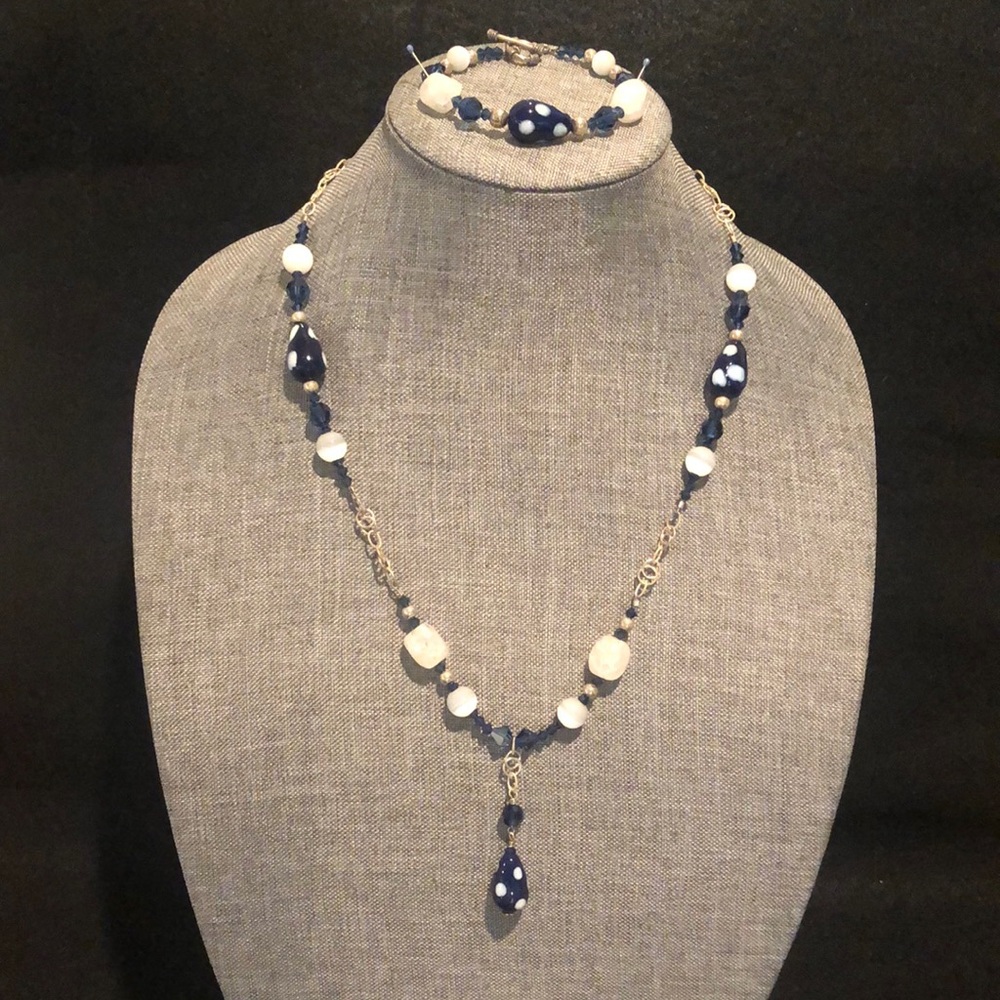 Navy and white necklace w/drop pendant and matching bracelet! 21-24” adjustable.